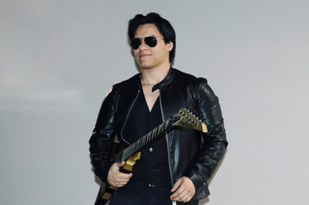 Guitar